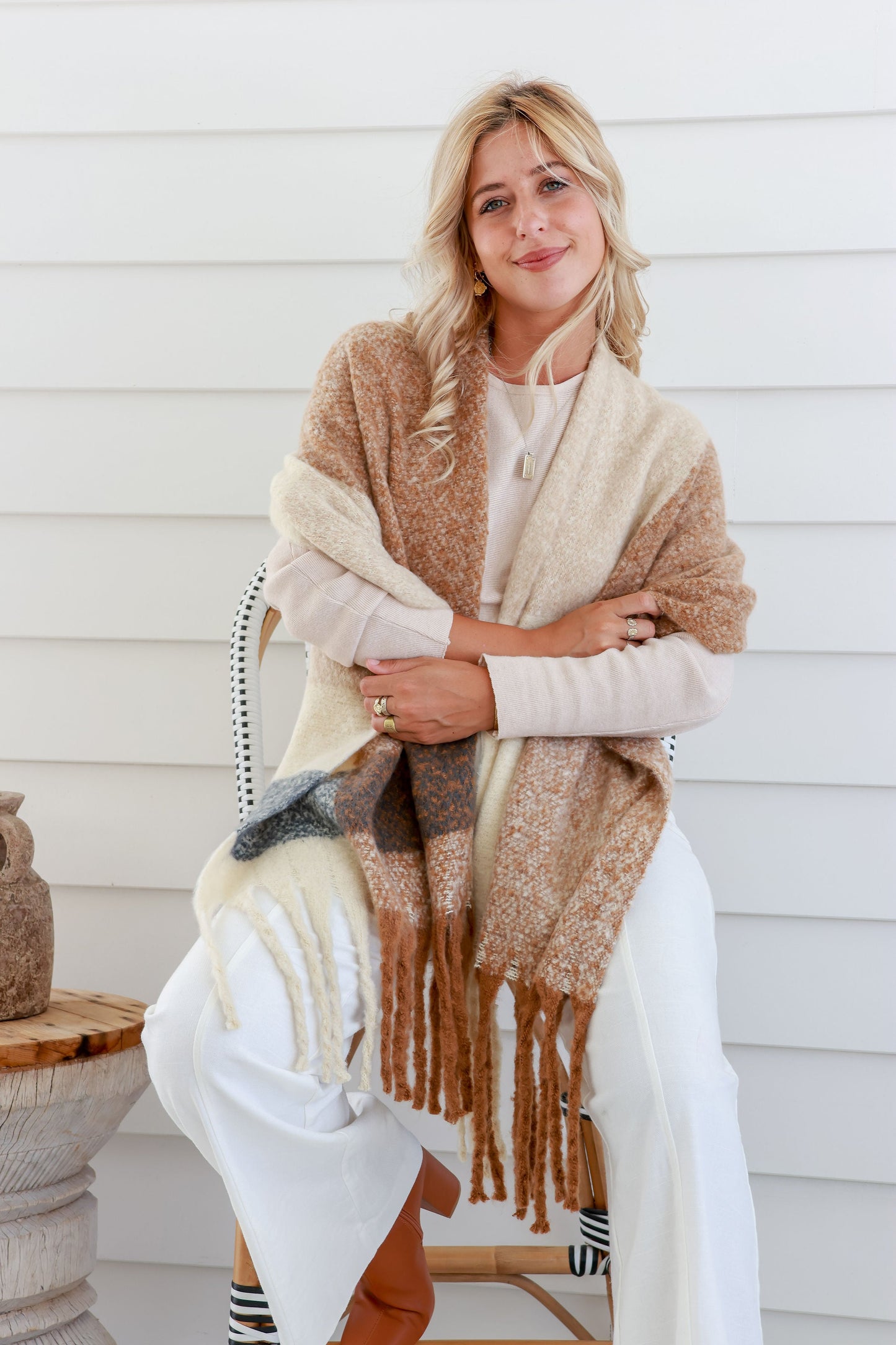 Dapto Scarf